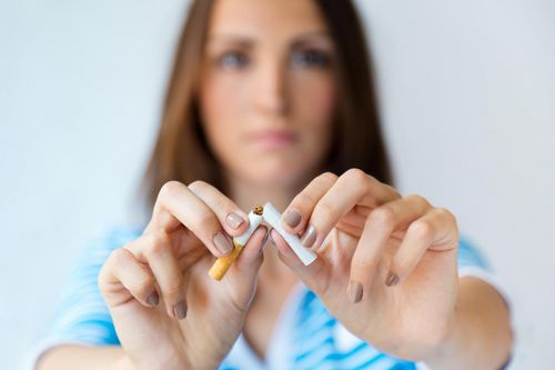 Cigarro e Cirurgia Plástica: Saiba Quais os Riscos